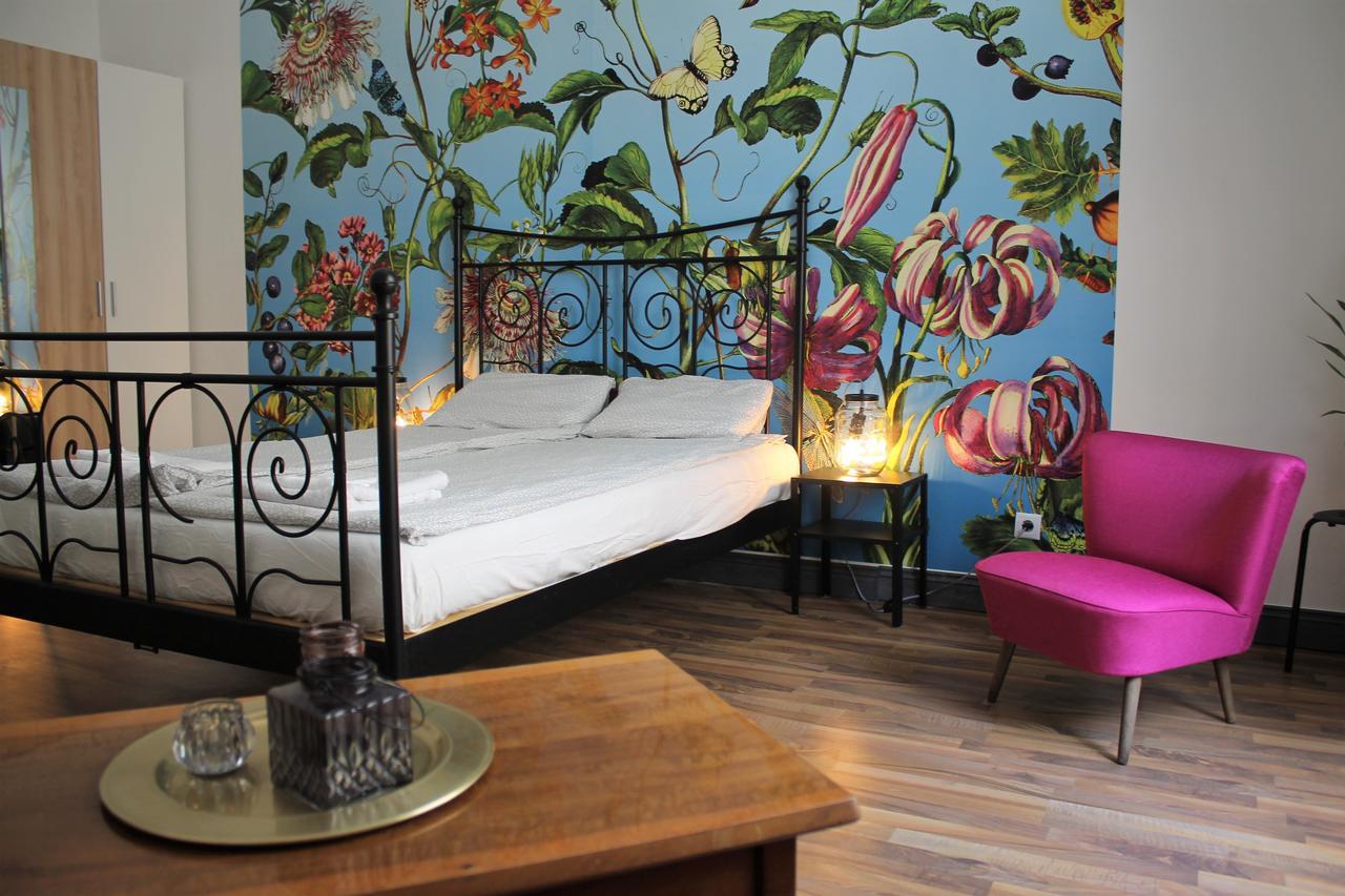 Wienderland Bed & Breakfast Vienna