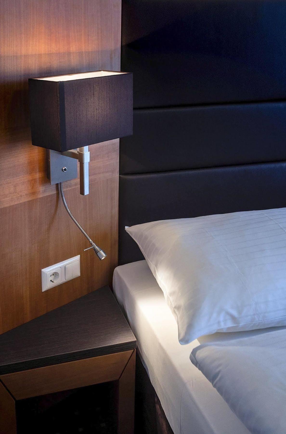 Club Cortina Hotel Viena