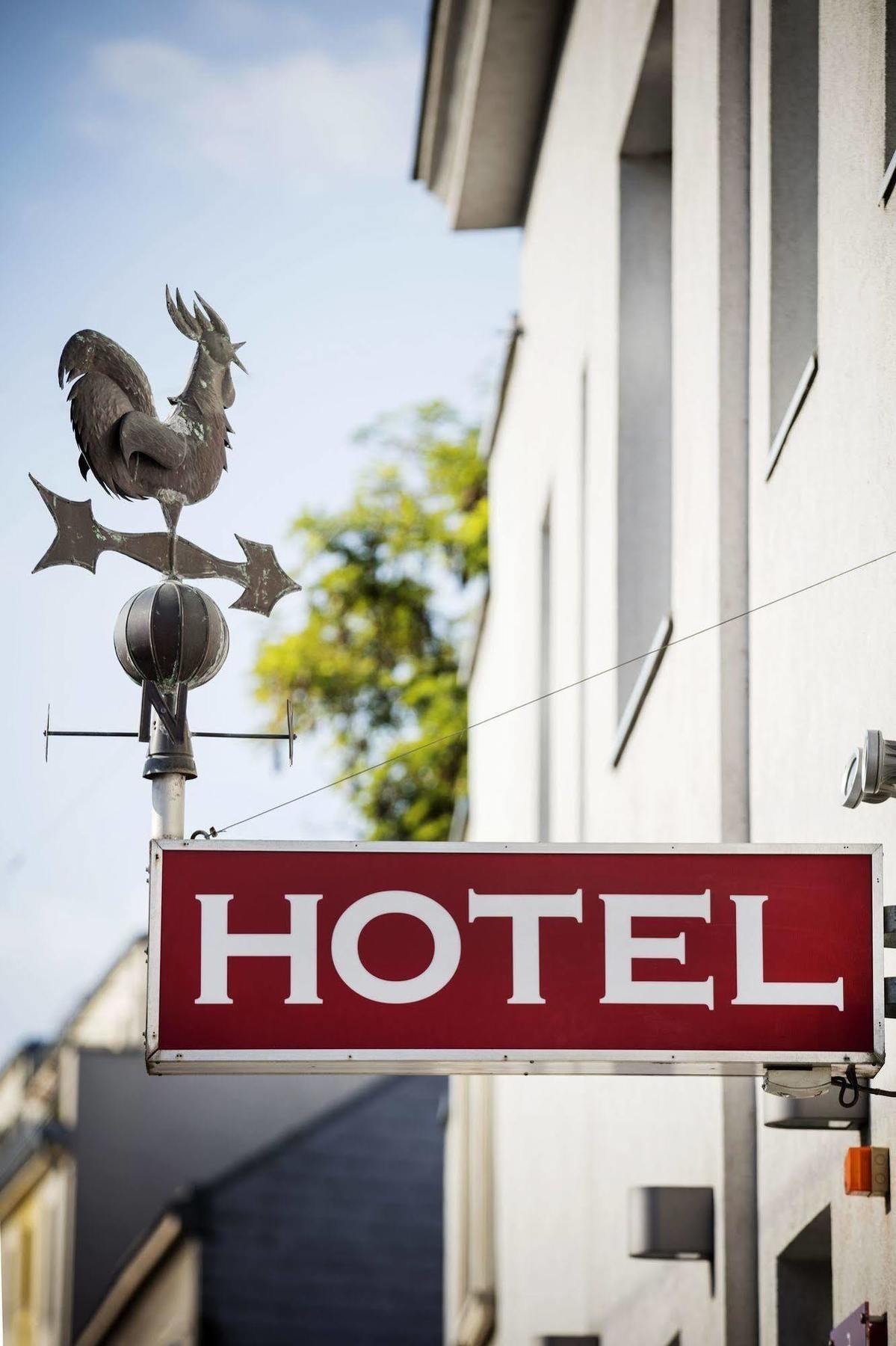 Hahn Hotel 3*