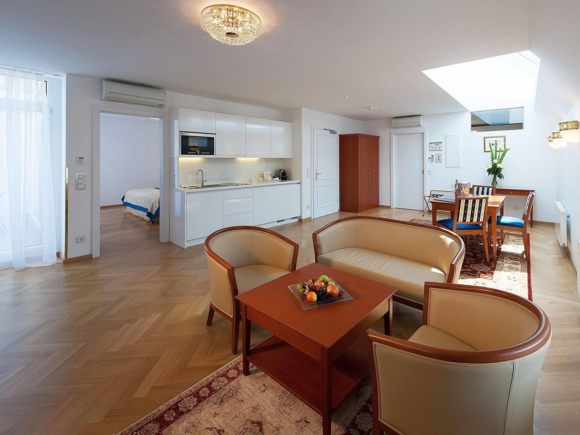 Ambassador Hotel Vienna