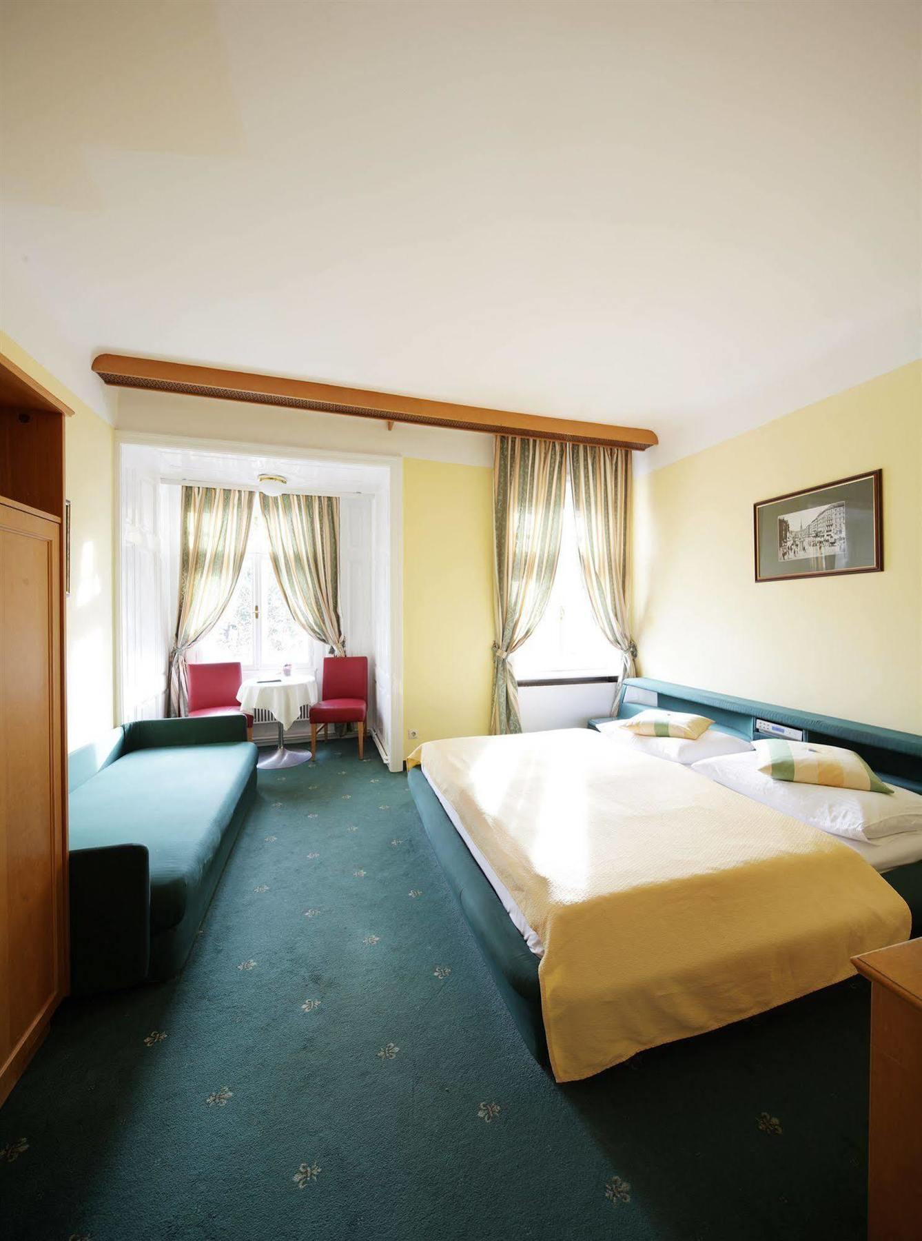 Bergwirt Hotel Vienna