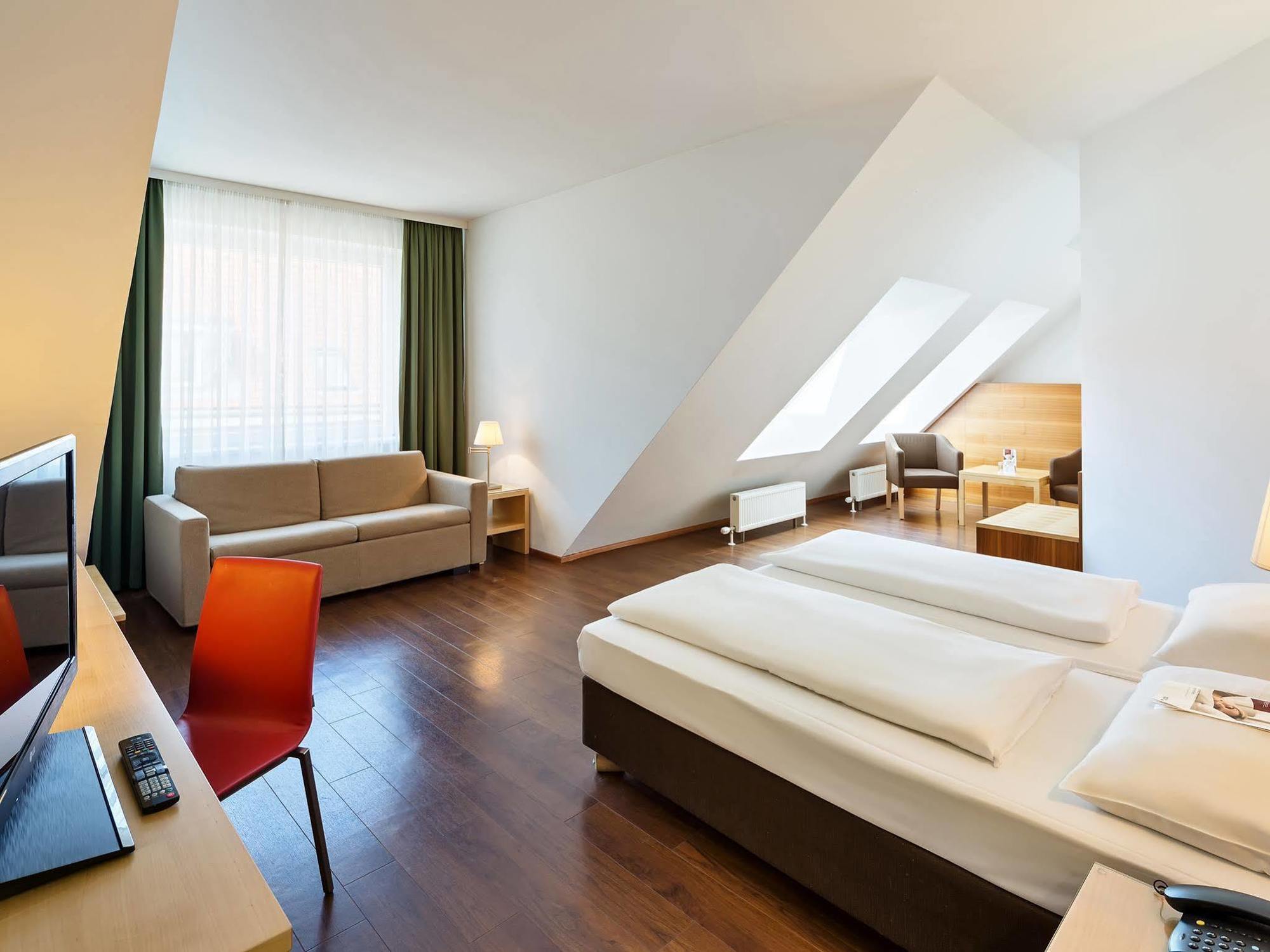 Austria Trend Beim Theresianum 3* Vienna