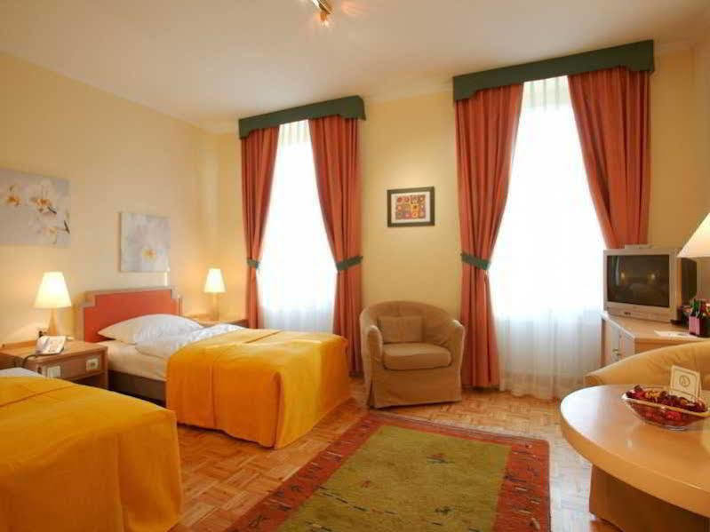 Hotel Westbahn Viena