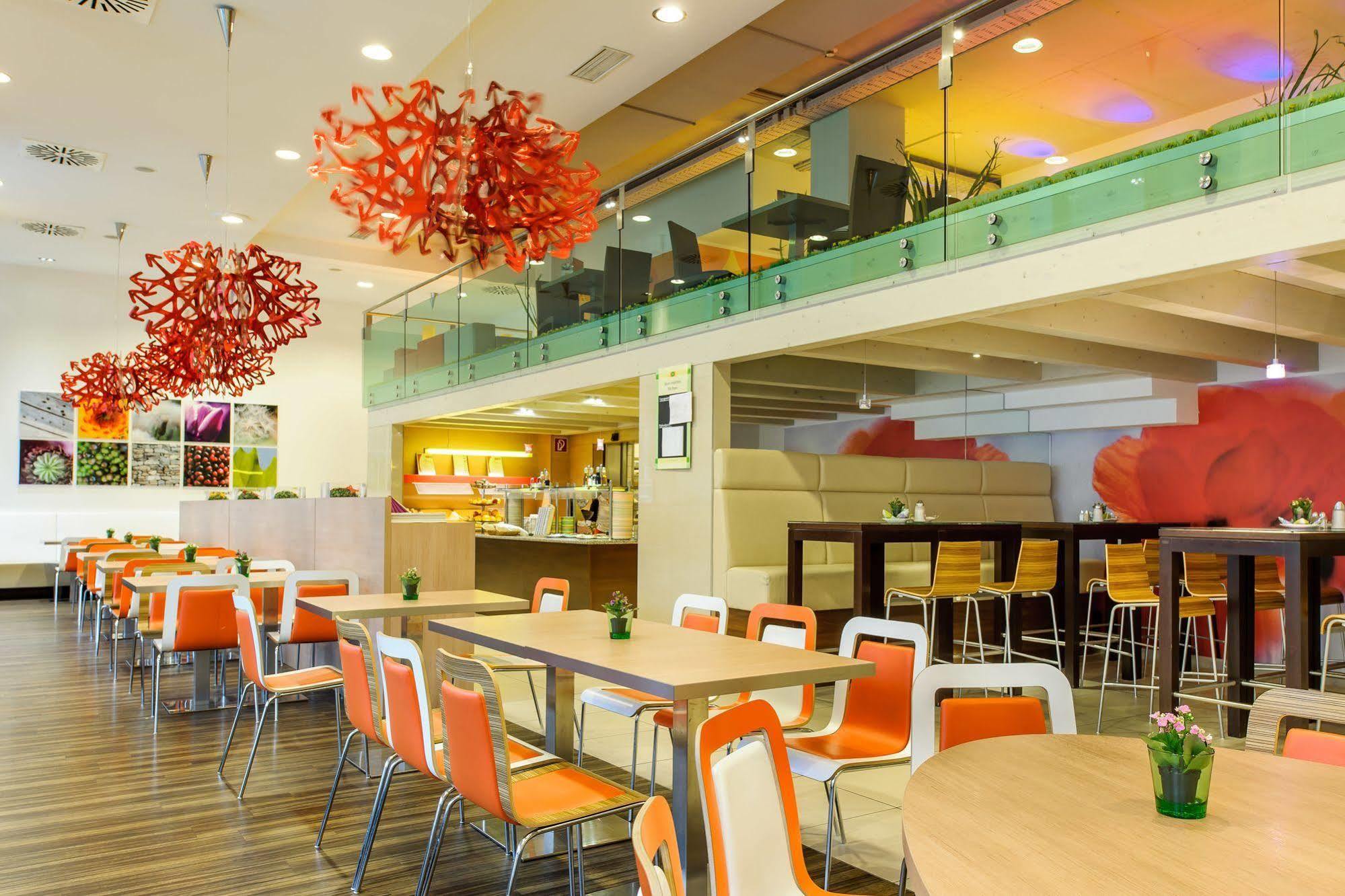 Ibis Messe 3* Vienna