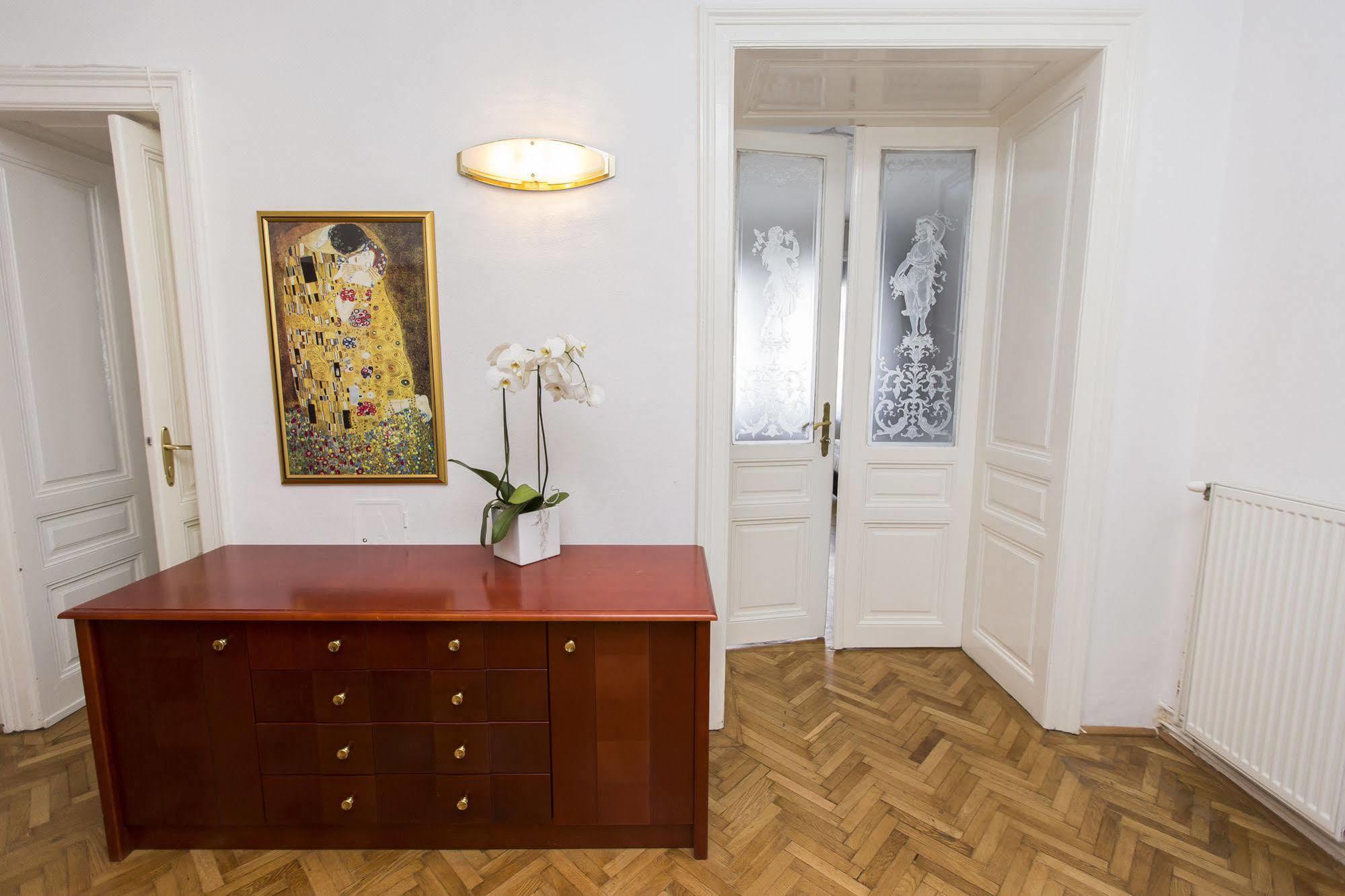 Carlton Opera 3* Vienna