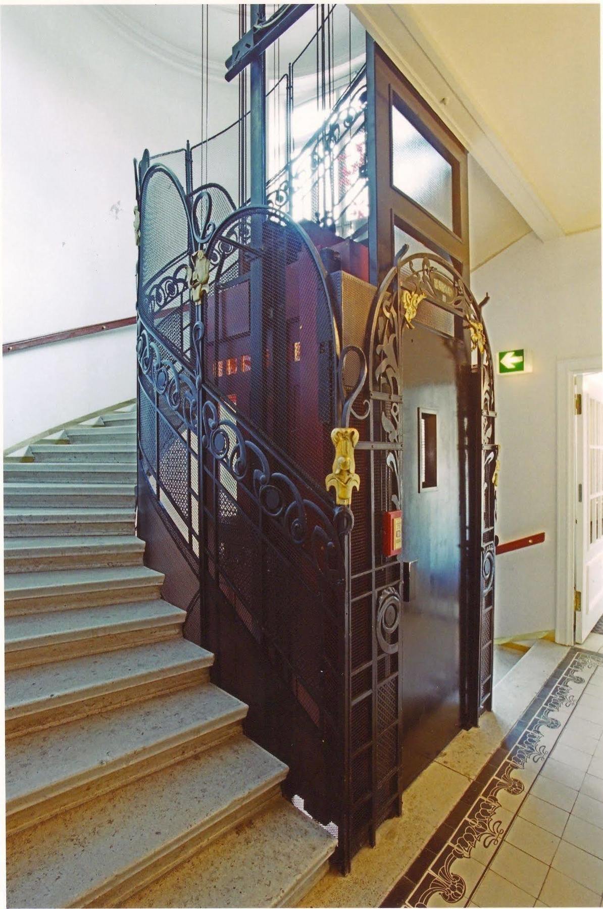 Aparthotel Carlton Opera