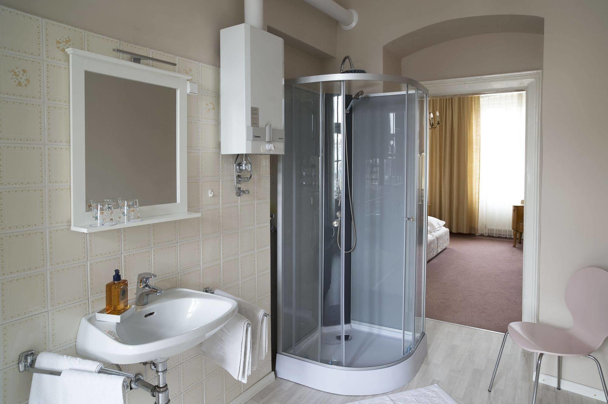 Schwalbe Hotel Vienna