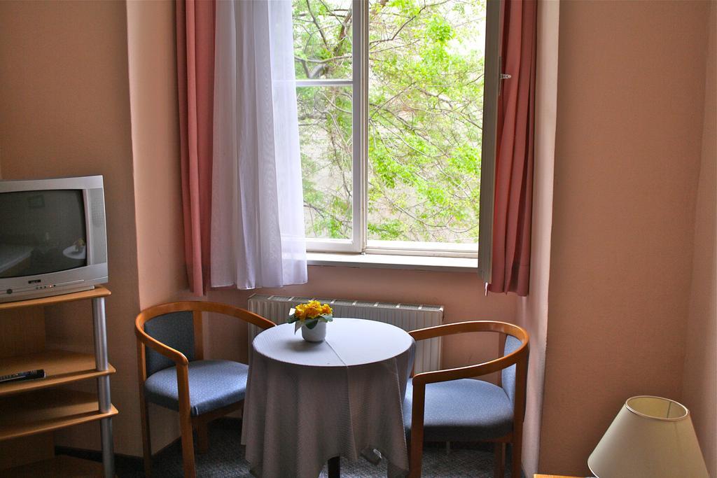 Very Apartments, 5 Min To Center, No Reception Hotel Vienna