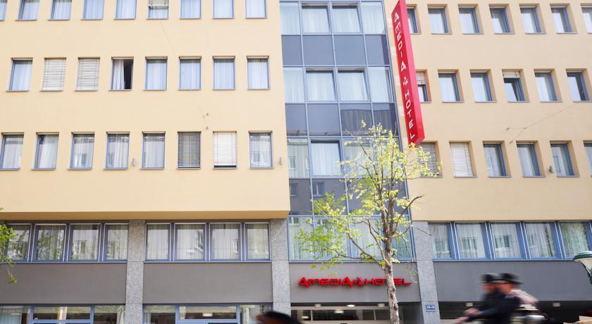 Western Amedia Vienna