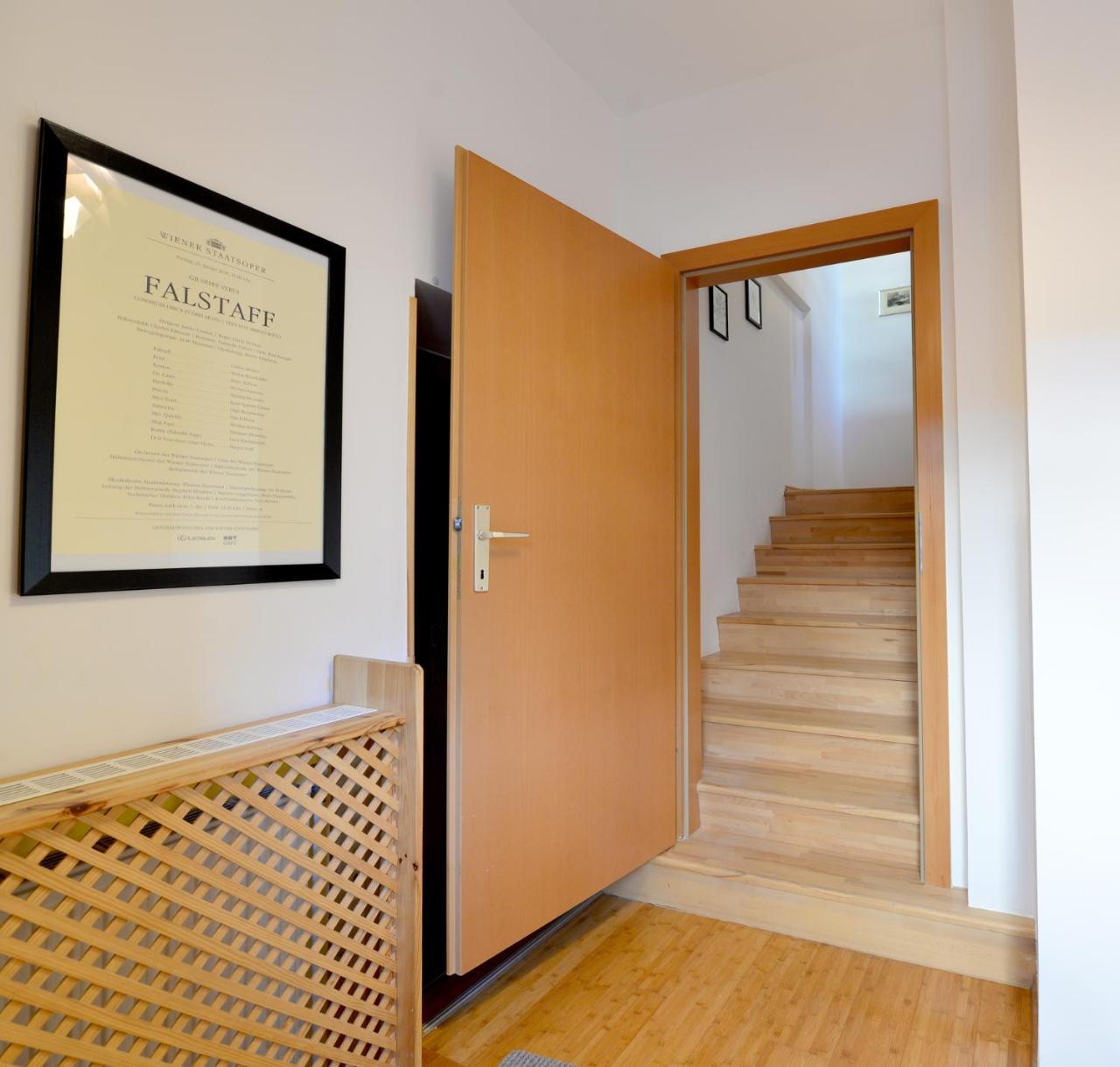House With Courtyard & Parking Close To Stadtpark * Vienna