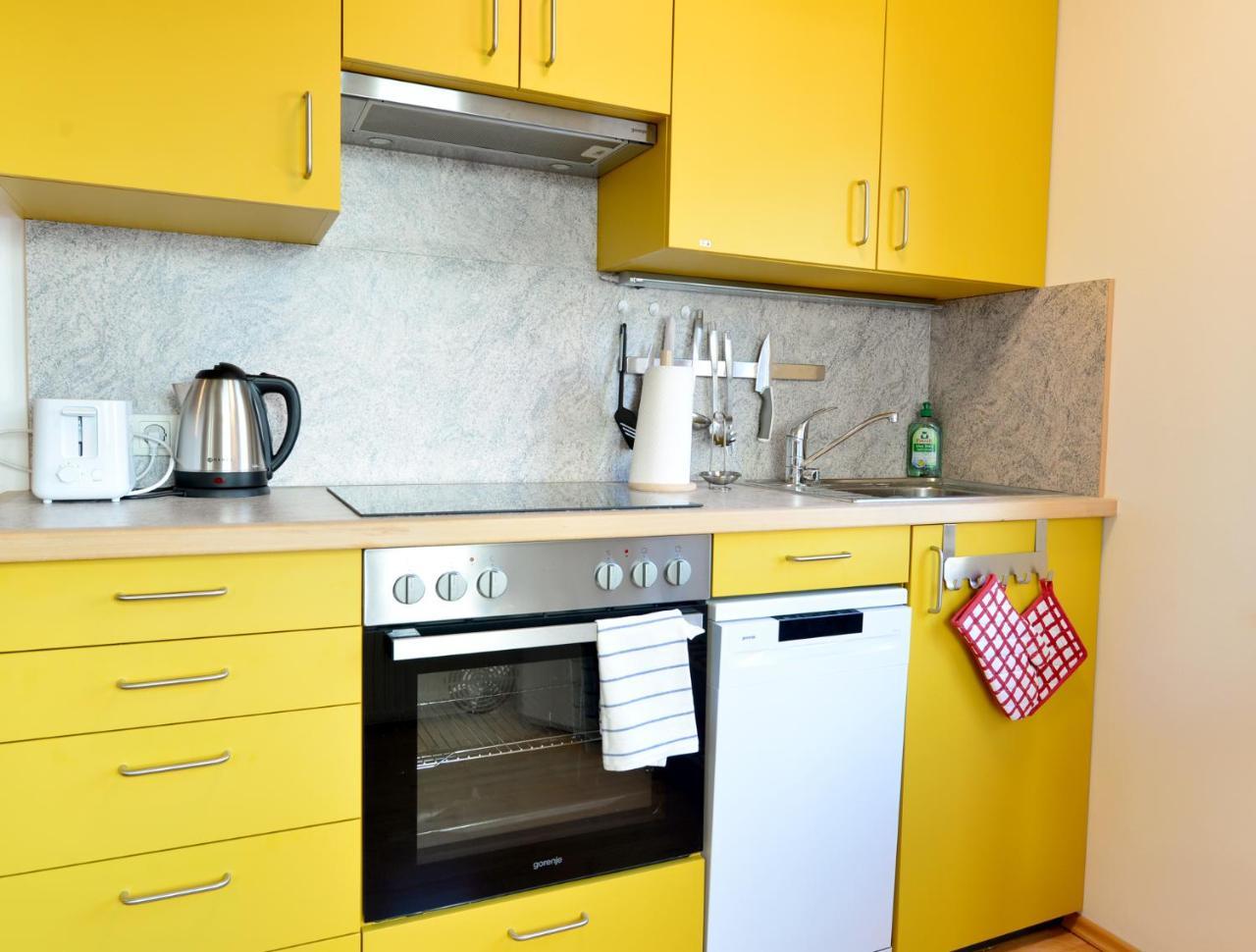 House With Courtyard & Parking Close To Stadtpark Vienna