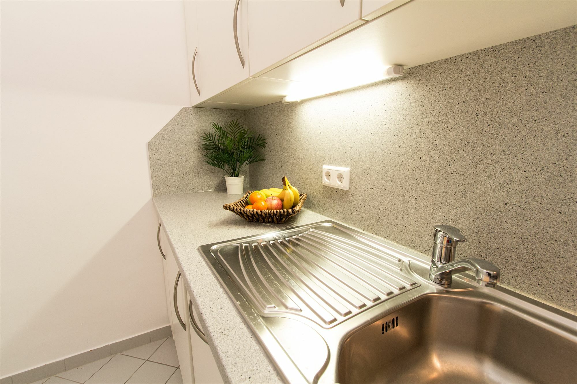 Checkvienna - Lassallestrasse Apartment *