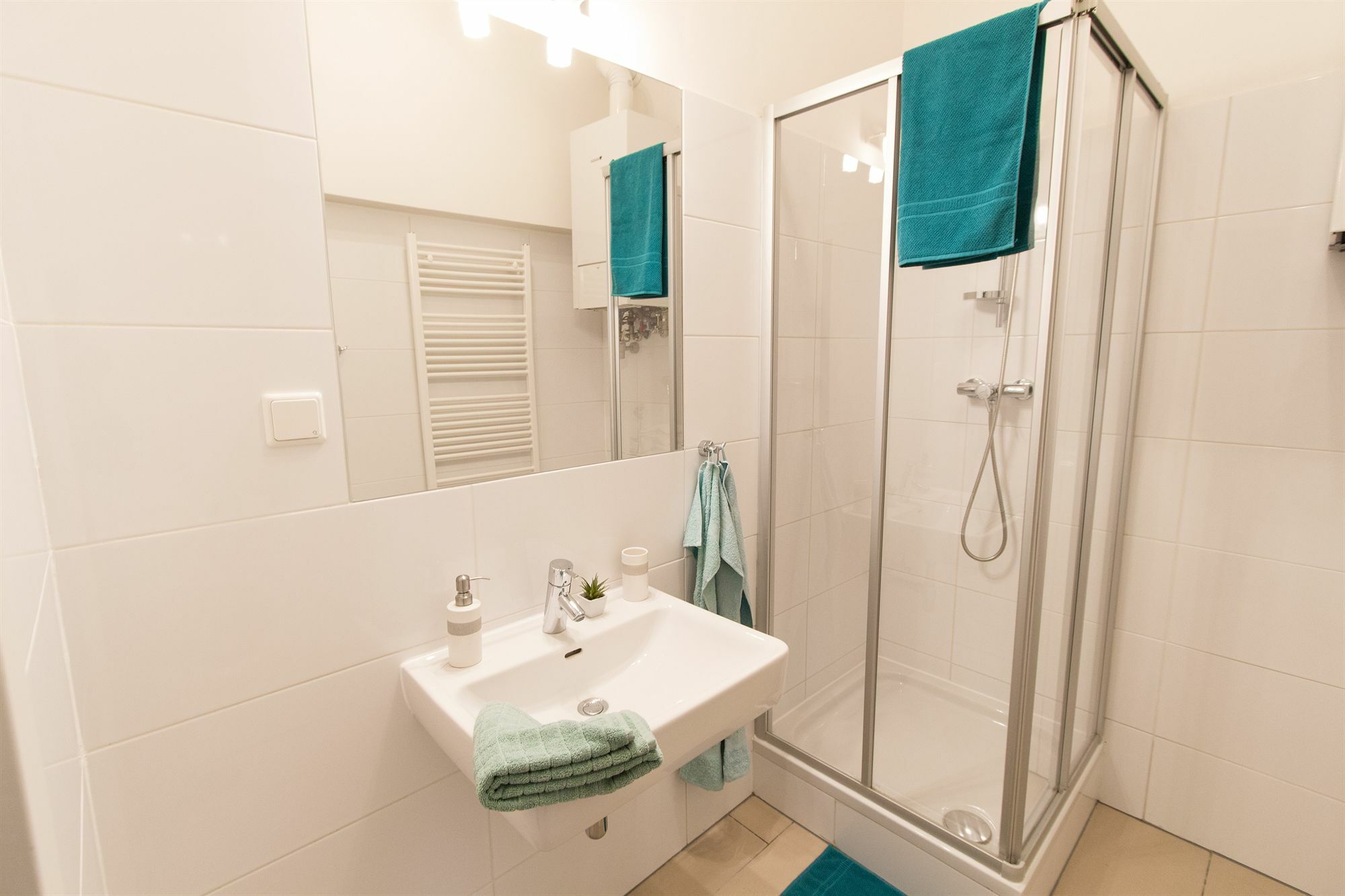Checkvienna - Lassallestrasse Apartment