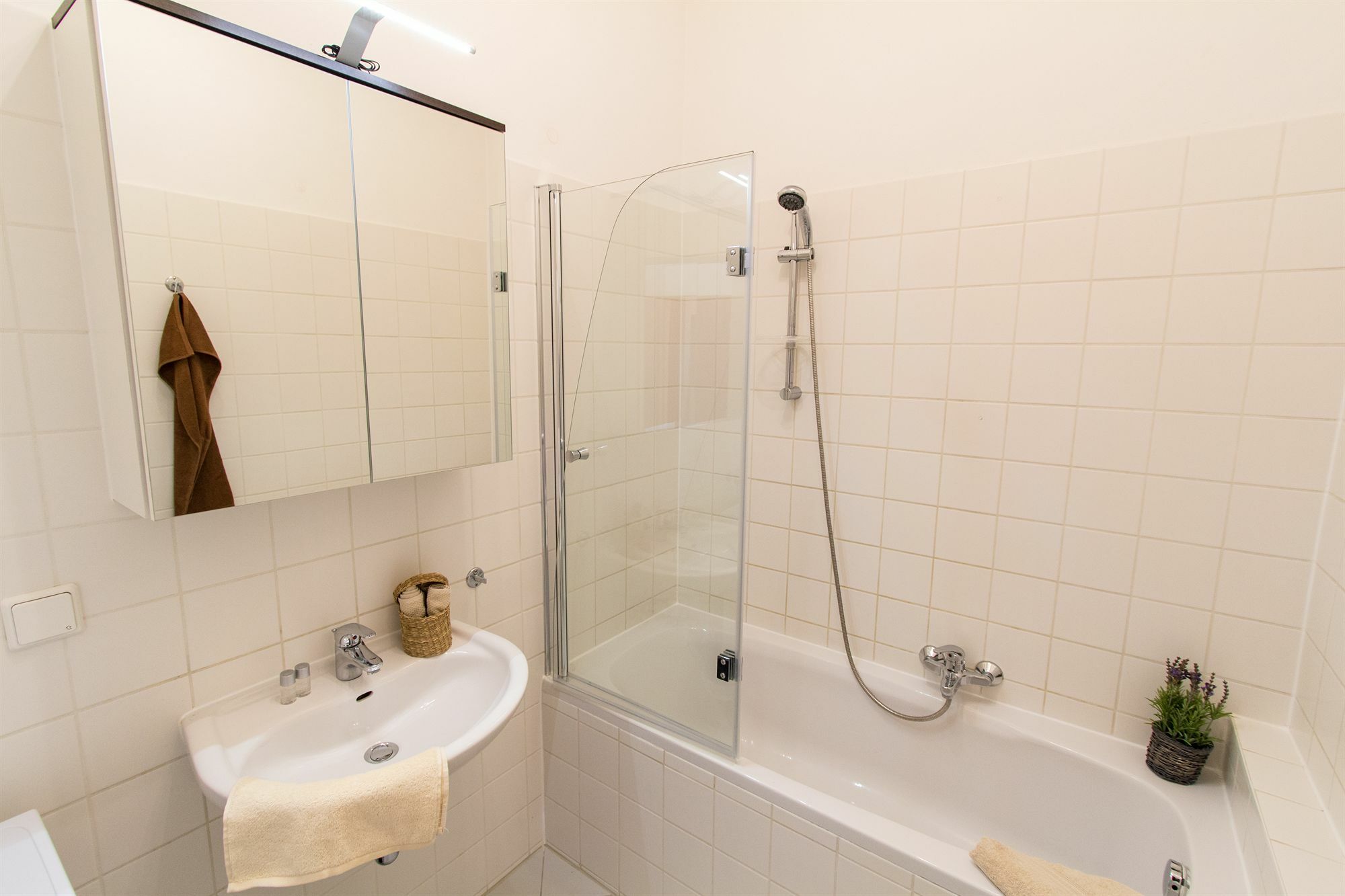 Apartment Checkvienna - Lassallestrasse Vienna