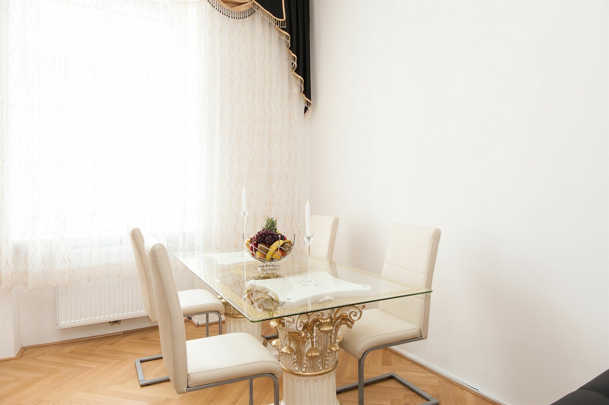 Royal Blattgasse 3*