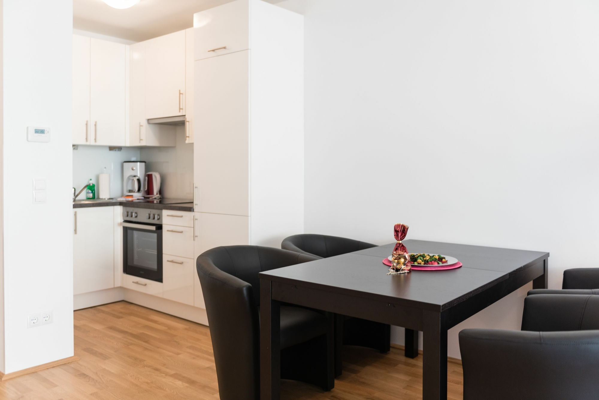 Mainstation - 10 Minutes To Citycenter - With Aircondition