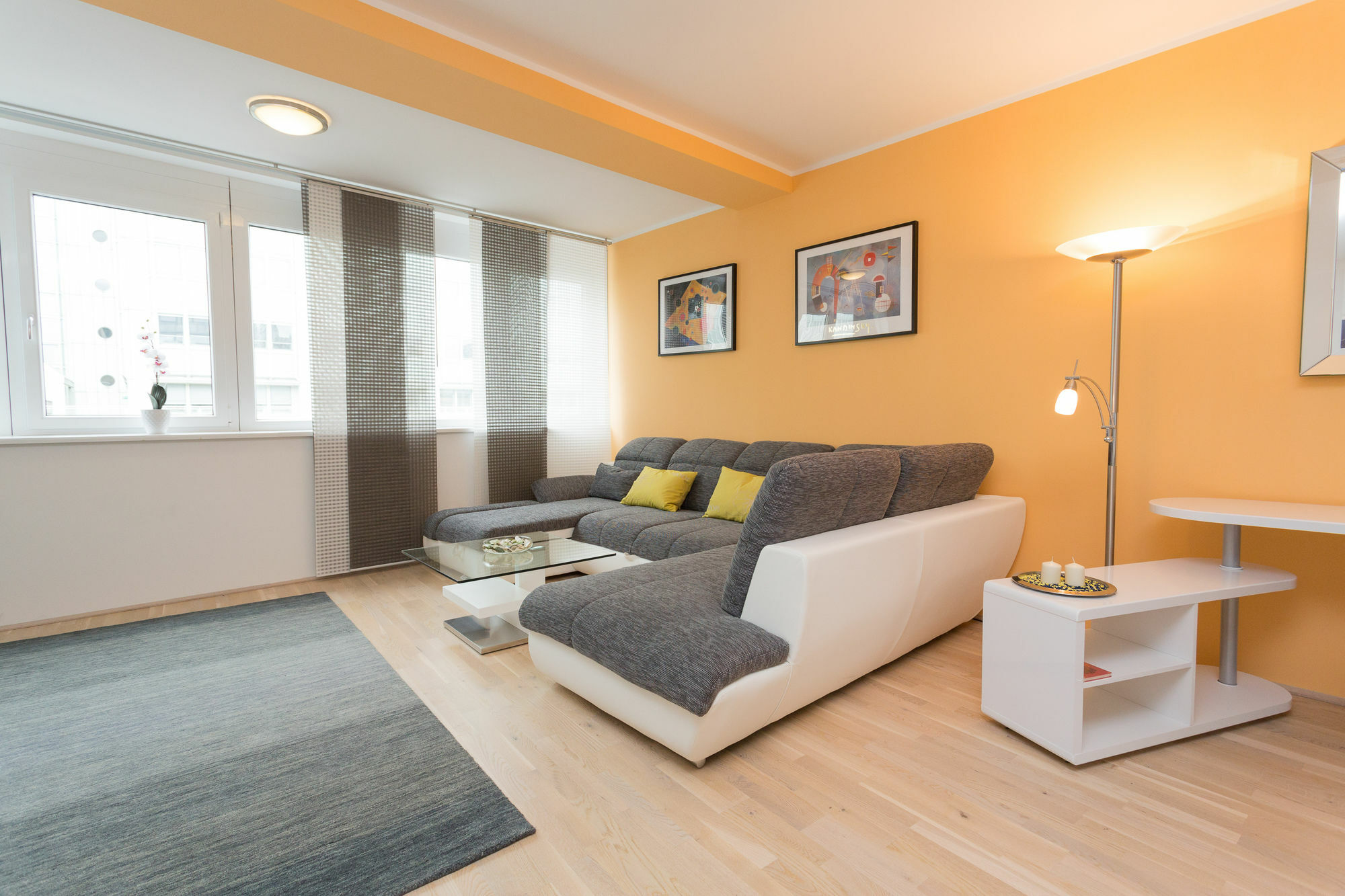 Servus Karlsplatz Apartment Vienna