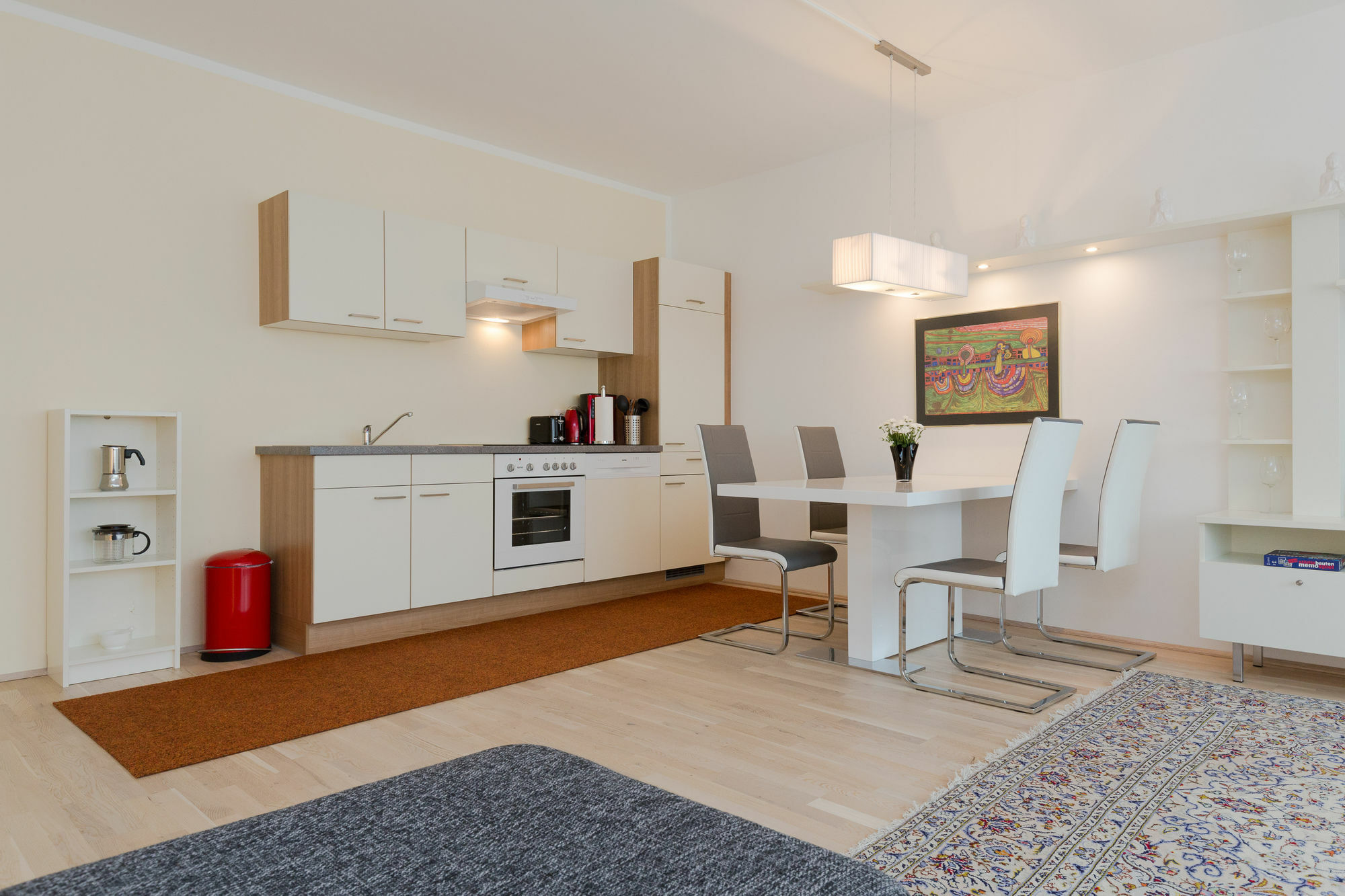 Servus Karlsplatz Apartment