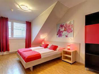 Meininger Hauptbahnhof Hotel 3*