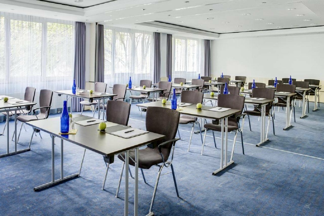 Hotel Intercityhotel 4*