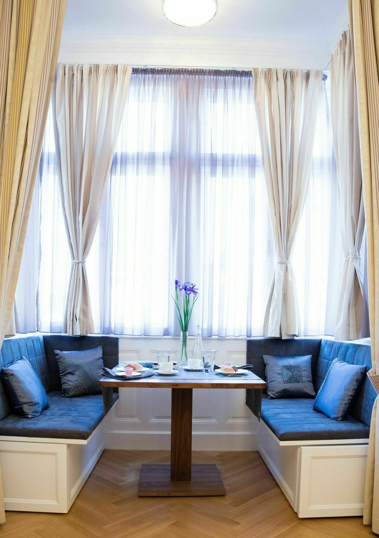 Imperium - Experience The Luxurious In Center Apartment *