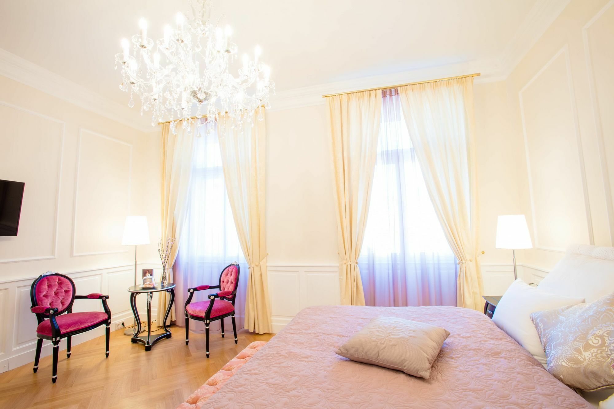 Imperium - Experience The Luxurious In Center Vienna