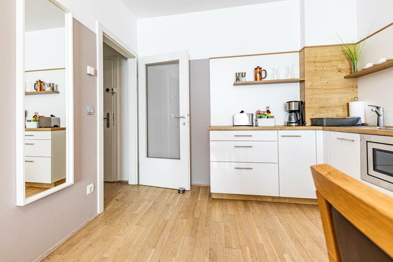 Christian Oper - Contactless Check In Apartment Vienna