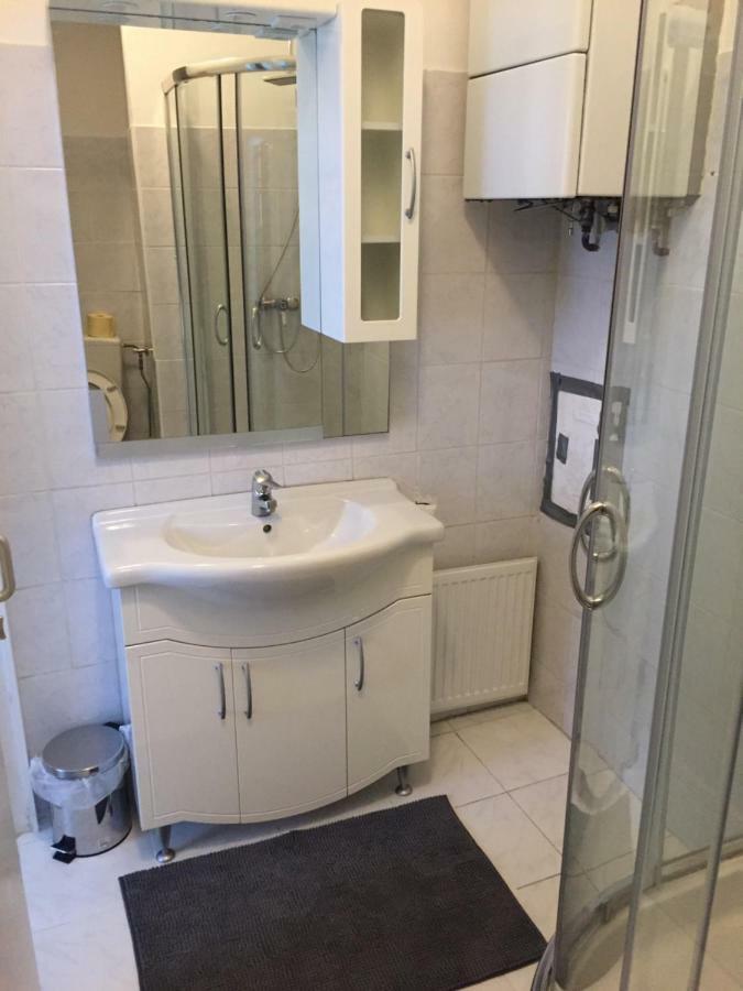1030 Cozy 2 - 8min To Center Apartment