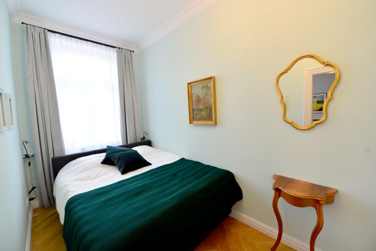 Exclusive & Equipped, 10 Min From The Centre