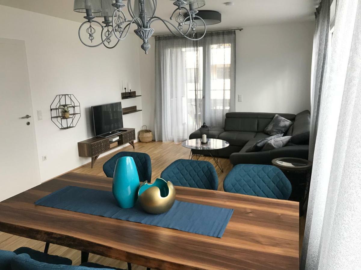 Hauptbanhof And Belvedere Two Bedroom