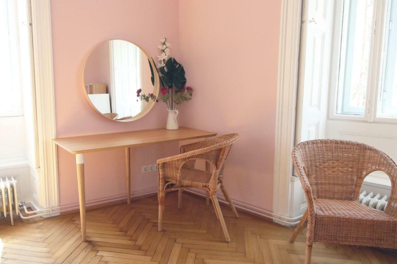 Aeki City Apartment