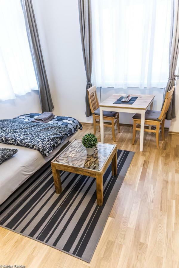 Apartment Gorgeous Flat Only 15 Min To Center *