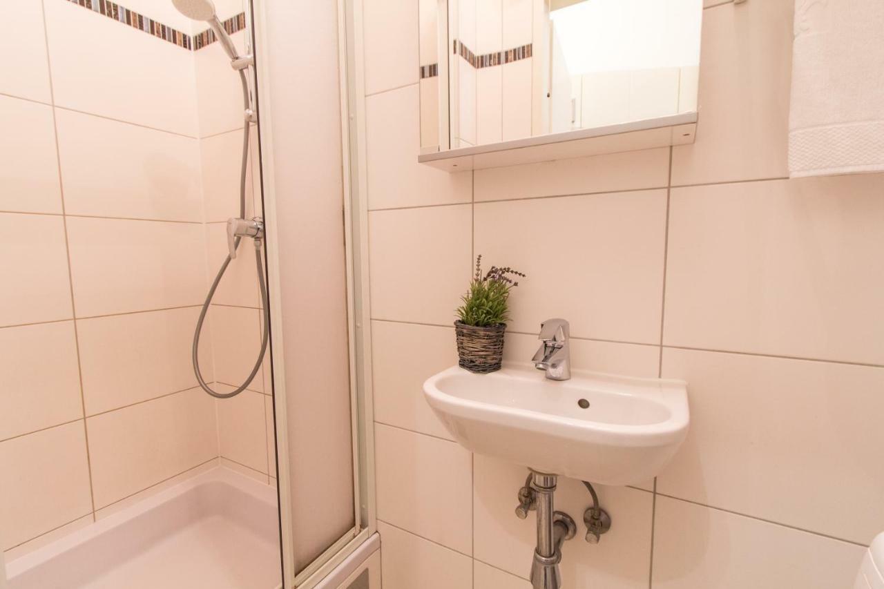 Apartment Enenkelstrasse Vienna