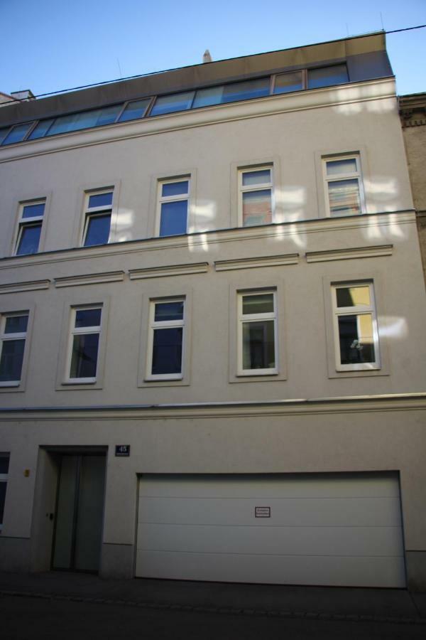 Number 5 Apartment