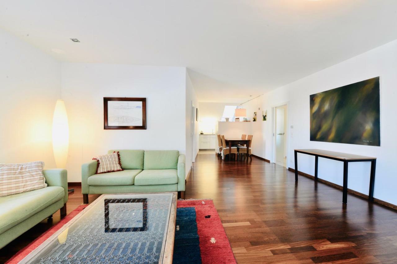Apartamento Exclusive Attic Flat With Balcony Close Karlsplatz *