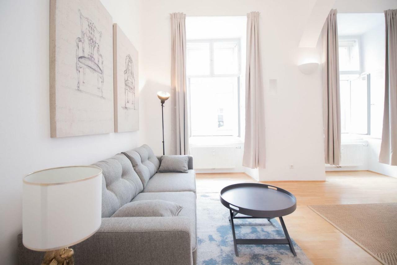 Heymi Apartments Hoher Markt Apartamento *
