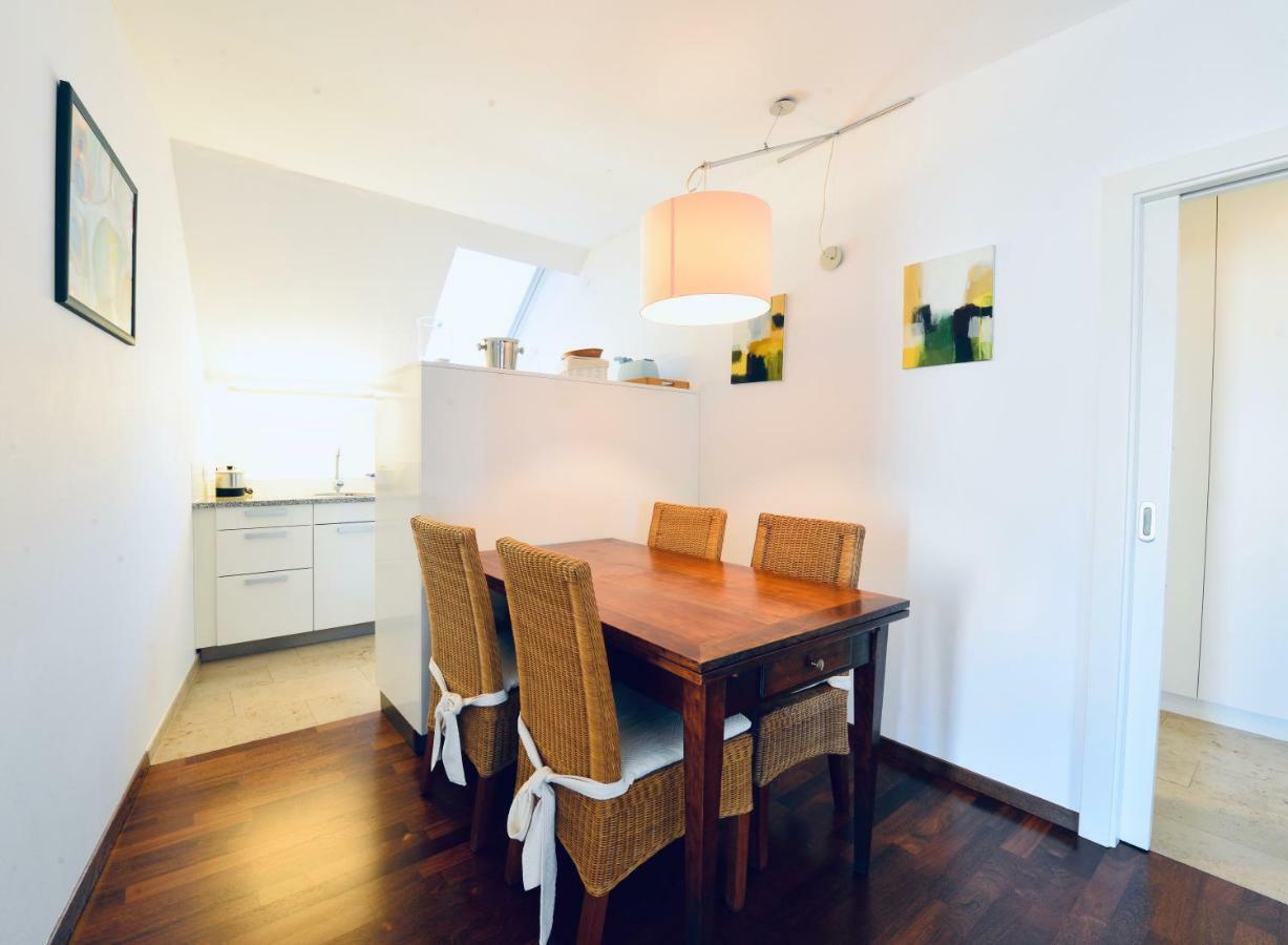 Exclusive Attic Flat With Balcony Close Karlsplatz *