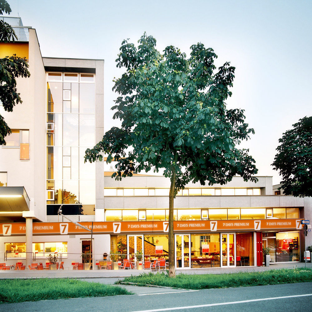 Kyriad Altmannsdorf Hotel 3*