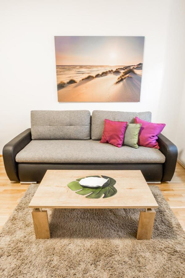 - Bg Apartment