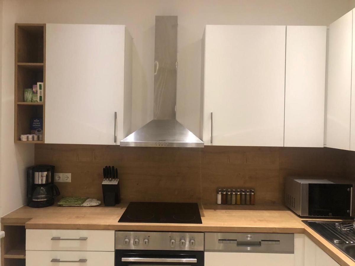Apartment One Private In Luxury With Shared Kitchen And Shared Bathroom *