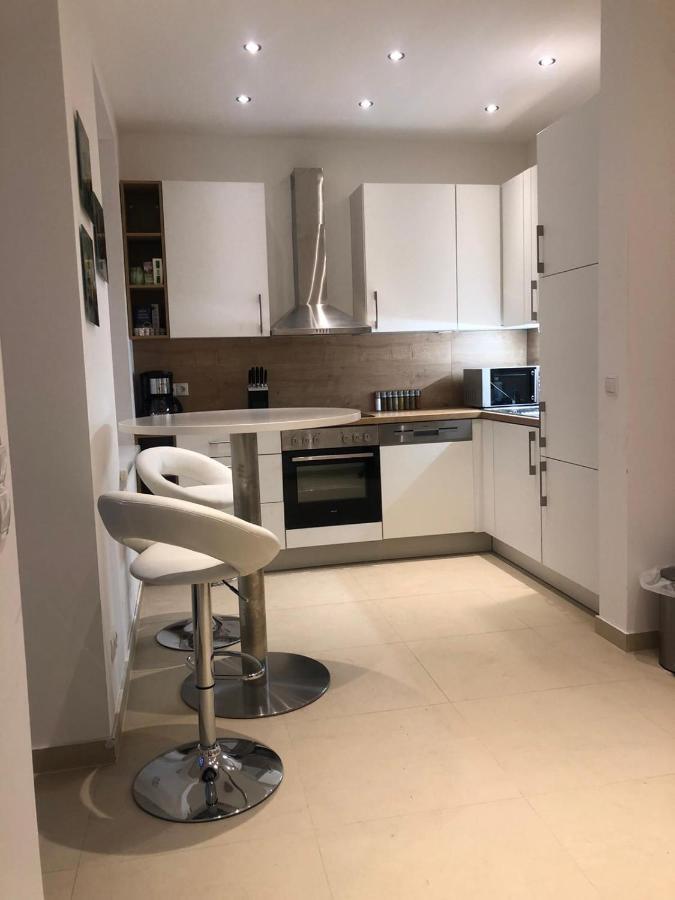 One Private In Luxury With Shared Kitchen And Shared Bathroom * Vienna
