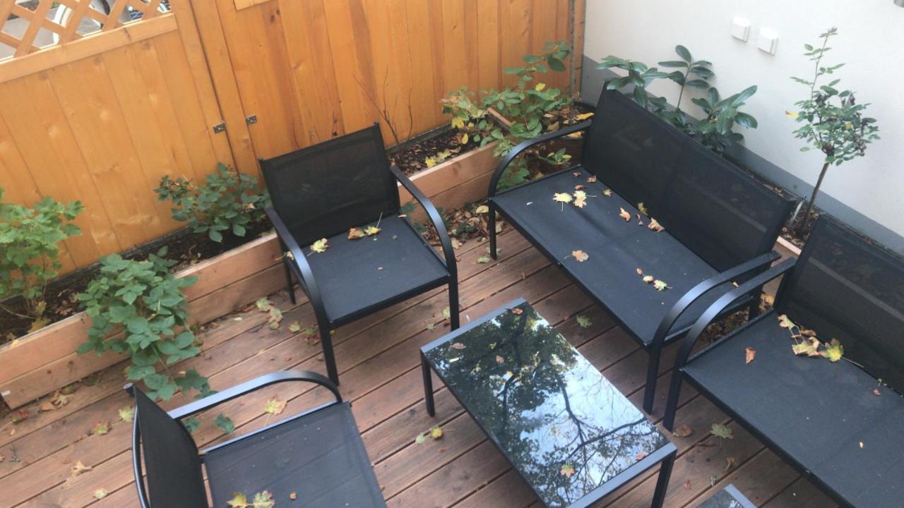 One Private In Luxury With Shared Kitchen And Shared Bathroom Apartment Vienna