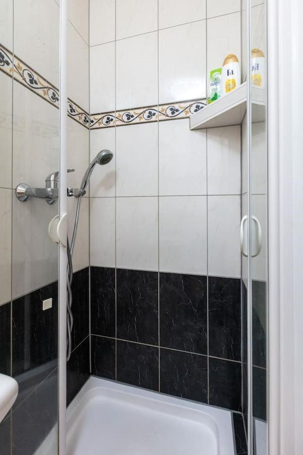 Apartment Sunny Renovated Close To Downtown *