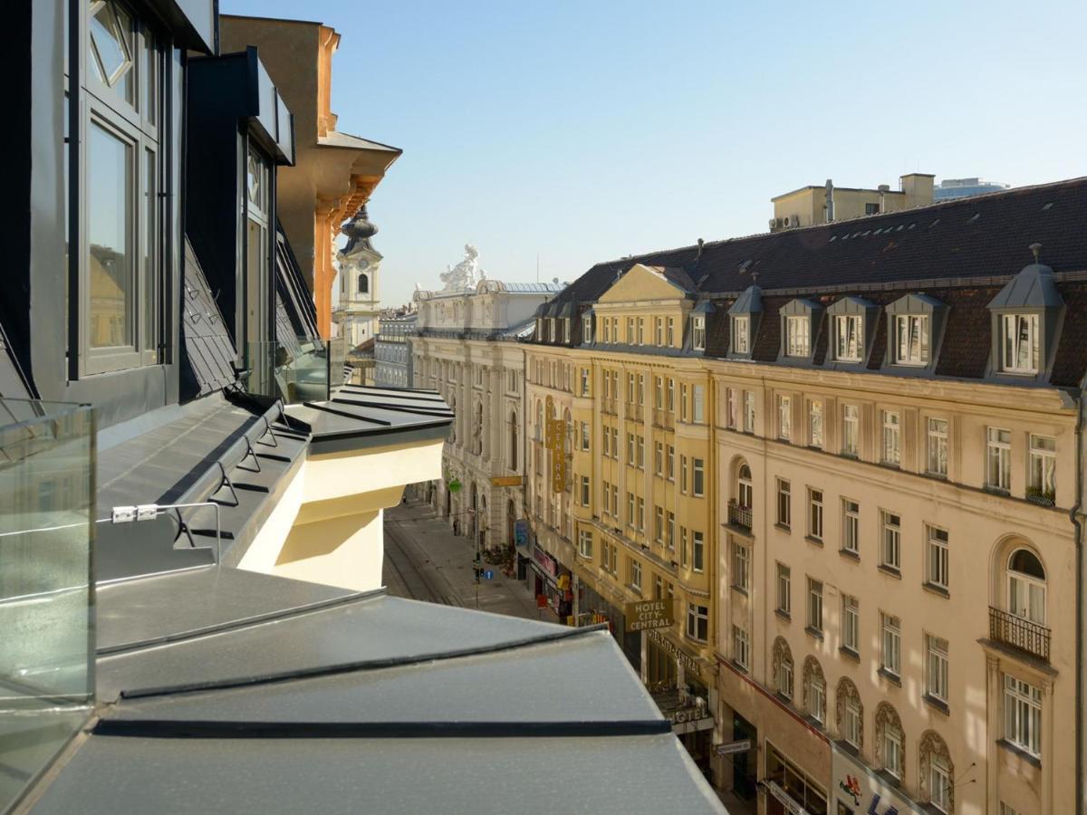 Lovely Two Level For Families Apartment Vienna