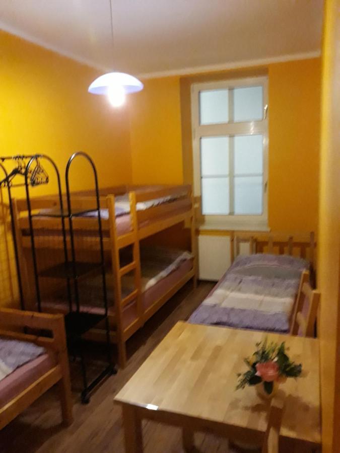 Monterooms Schoenbrunn 10 Minutes To Downtown Homestay