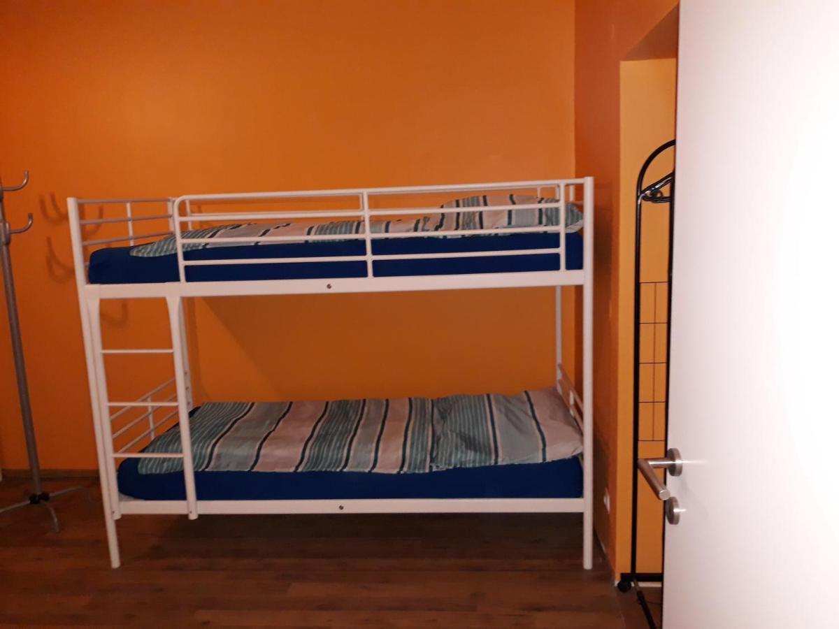Monterooms Schoenbrunn 10 Minutes To Downtown Homestay Vienna