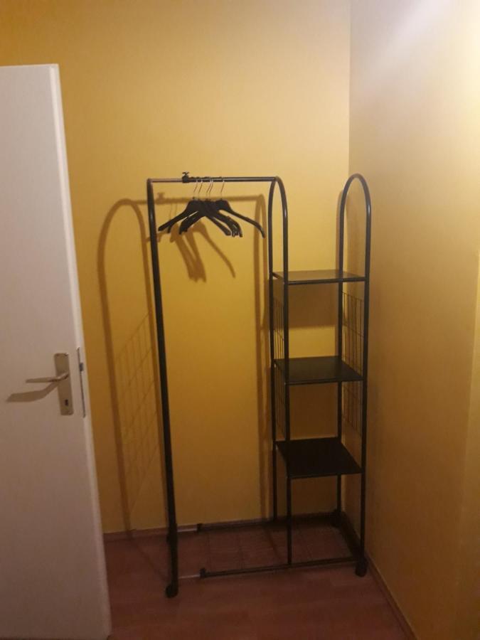 Monterooms Schoenbrunn 10 Minutes To Downtown Homestay *