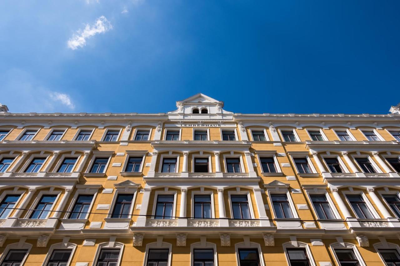 Hotel Lehrerhaus 2*