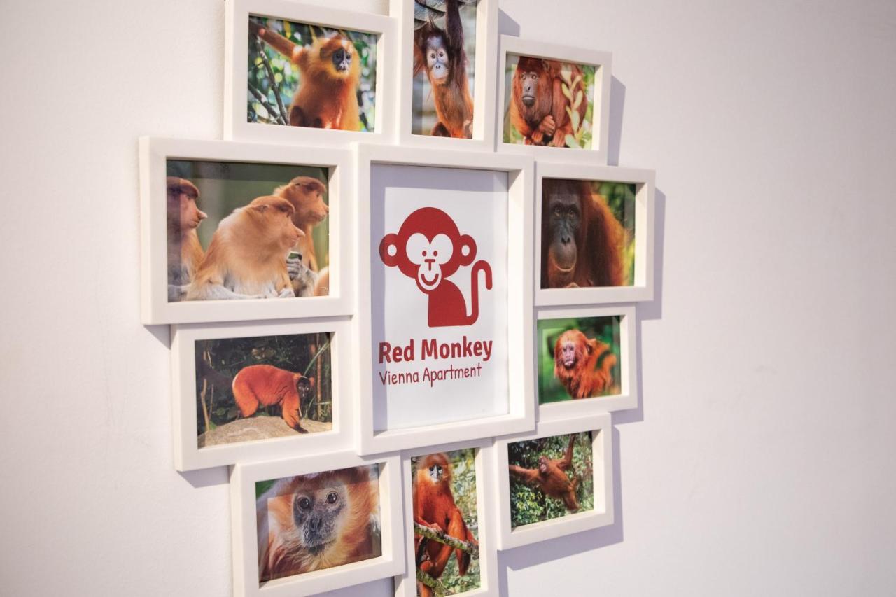 Red Monkey *