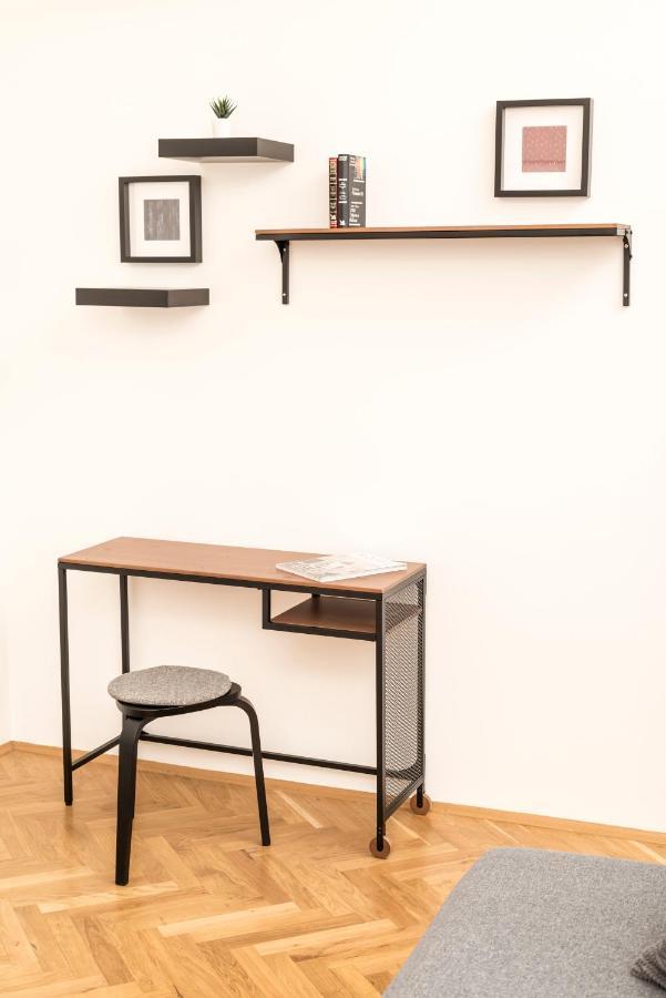 Business St Marx Apartment Vienna